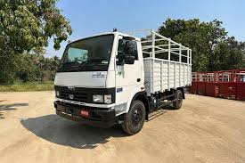 Tata 407 17,19 Foot